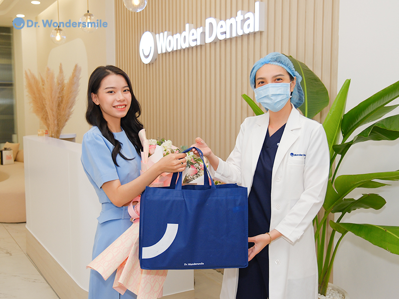 Niềng trong suốt Dr Wondersmile